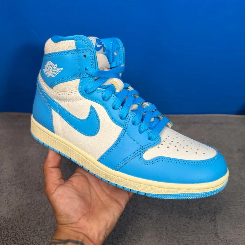 Jordan 1 high unc Brand new